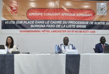 Le présidium de la cérémonie d’ouverture des travaux. (Ph. Yvan Sama)